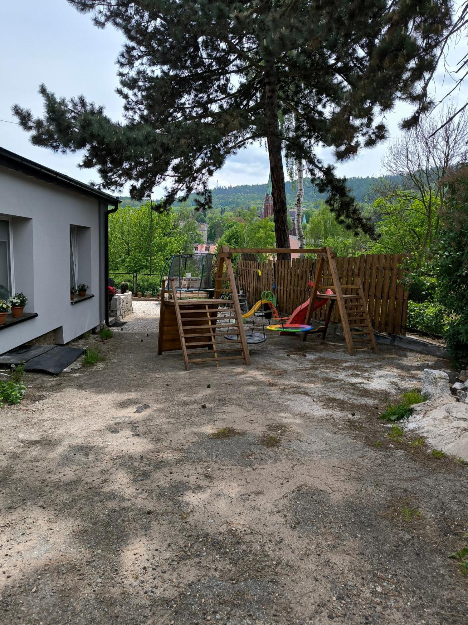 Dawna Mleczarnia Apartamenty Sosnowy Nowa Ruda Exterior photo